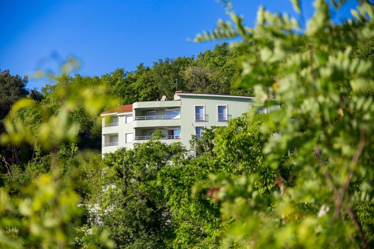 Apartment Maja Opatija With Free Private Parking And Lovely Sea View Terrace Luaran gambar