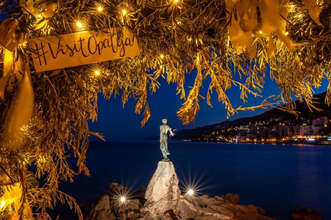 Apartment Maja Opatija With Free Private Parking And Lovely Sea View Terrace Luaran gambar